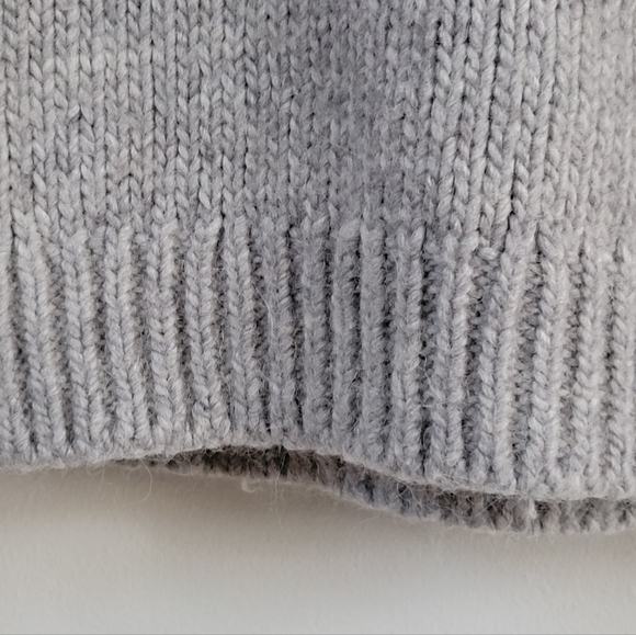 GAP Gray Alpaca Blend Turtleneck Women's Size L Turtleneck Cozy Chunky Fisherman - Picture 8 of 11